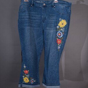 Laurie Felt Mmbroidered Denim Capri Jeans